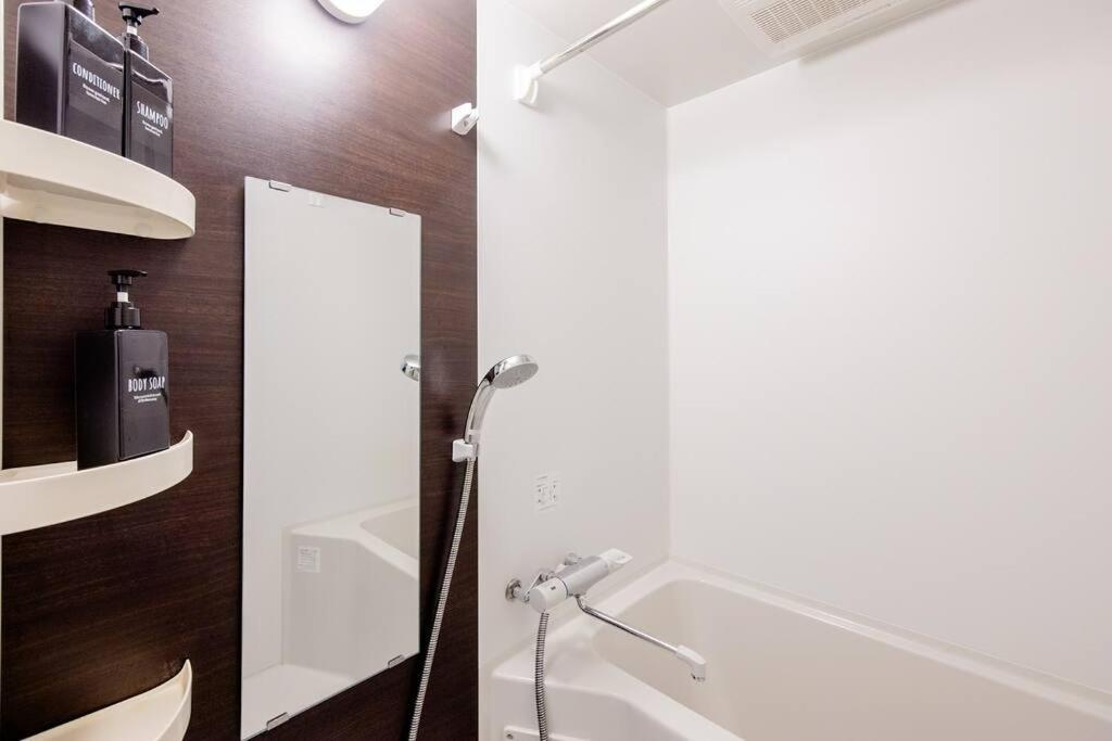 Apartment アンドステイ白金6丁目201 *